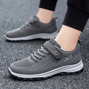 B YD13 New Comfortable Soft soled Running Shoes Walking Shoes Sports Casual Men’s Shoes Sole Soft and Comfortable