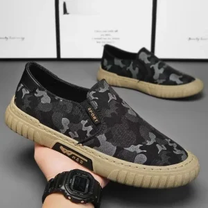 Camouflage Canvas Men’s Summer Breathable Casual Sneakers One-Step Lazy Man Height Increasing Slip-On Walking Shoes