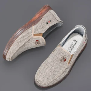 Canvas Upper Lightweight TPR Sole Men’s Skateboarding Shoes Loafers slip on Walking Style Shoes for Men Autumn