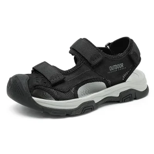Custom LOGO Service in Ready Stock Rubber Sole Anti Slip Large Size Men Summer Closed Toe Pure Cow Leather Beach Sandals