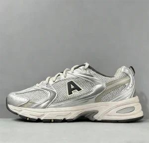 Custom Logo Lace-Up Mesh Upper Running Shoes with Cushioning and Fashion Trend Design