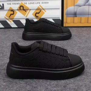 Designer Luxury Shoes Men’s Fashionable Casual Shoes Studded Thick-soled Sports Shoes