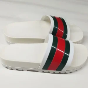 Factory Direct High Quality Men’s Women’s Slippers Light Weight Fashionable Sandals Anti Slippery Insole Upper Printed Style
