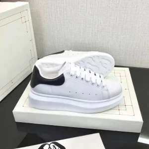 Fashion Designer Haute Couture Logo Casual Sneakers Fashion Trend Walking Shoes Top Quality Various Series Shoes