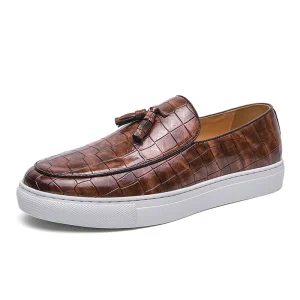 Large Size Slip on Loafers Classical Fashion Tassel Designer PU Leather Men’s Dress Shoes Italian