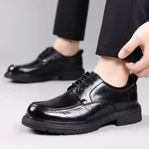 Lightweight Men’s Shoes New Autumn Leather Casual Leather Shoes Men’s Thick Soled Height Increasing Black Shoes