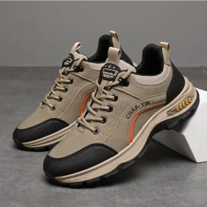 Men’s Autumn Sports Shoes Outdoor Casual Running Shoes with Soft Sole Lace-Up Design for Students