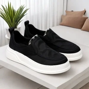Men’s Canvas Sneakers Breathable Comfortable Soft Soled Platform Shoes Anti-Slip Feature Wear-Resistant Board Slip-On for Spring