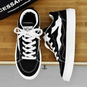 Men’s Casual Canvas Shoes Korean Style Trendy Sneakers Student Walking Street Wear Loafers Designer Soft Walking Style Shoes