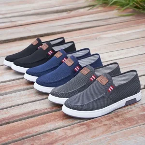 Men’s Casual Slip On Loafers Breathable Canvas Cloth Retro Running Shoes for Autumn Season