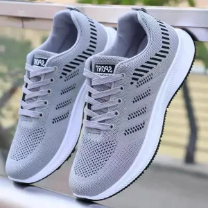 Men’s Casual Sports Shoes with Soft Soled Thin Breathable Mesh Autumn Running Shoes Chunky Styles