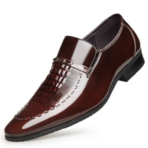 Men’s Crocodile Grain Patent Leather Business Shoes Large Size Winter Wedding Shoes with Bright Toe Tip
