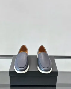 Men’s Fashionable PU Leather Moccasins Slip On Flat Shoes with Slipper Design Loafers