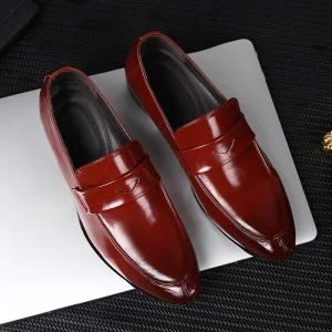 Men’s Large Size PU Solid Pointed Toe Breathable Durable Korean Style Slip-On Casual Shoes