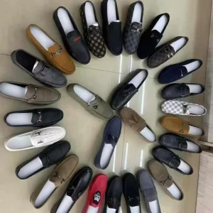 Men’s Loafers Casual Breathable Slip on Leather Fashionable Driving Shoes Stock