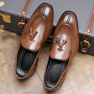 Men’s New Design Dress Shoes Genuine Leather Casual Loafers Easy Wear Large Sizes New Styles High Top Pointed Toe