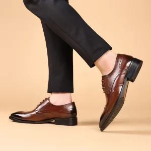 Men’s Pointed Foot Cover Soft and Breathable Anti-slip Wear Carving Office Wedding Flat Business Dress Shoes