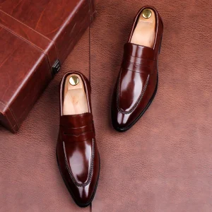 Men’s Pointed Toe Shoes England Style Business Slip-On Breathable Casual Office Career Dress British European Version Height