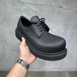 Men’s Stylish Casual Round Toe Derby Shoes with Black Lace-Up Chunky Sole Fashion Trend for Walking Style Black Color