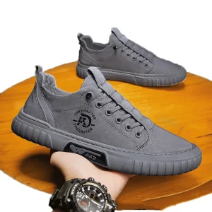 Men’s Trendy Fashion Breathable Anti-Slip Sports and Casual Flat Skateboard Shoes Light Weight for Summer and Autumn Seasons