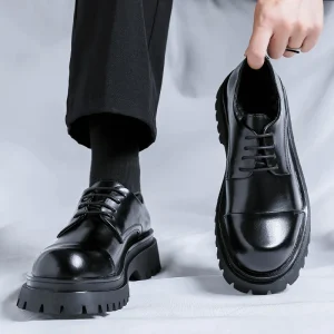 Men’s popular retro derby shoes for leather shoes. High end style with an elevated look. British academic style leather shoes