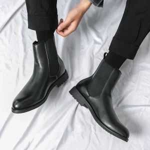 New Fashion Men Boots PU Leather Slip on Shoes Mens Pointed Toe Black Boots