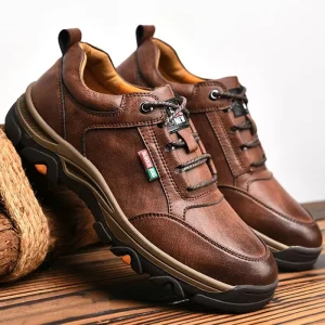 New Style Men’s Brown Leather Outdoor Casual Shoes Factory Comfortable Non Slip Walking Shoes
