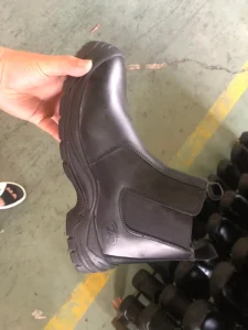 Oil Water Resistant Non-slip Black Leather Men’s Casual Welding Boots Puncture Proof Steel Toe Welding Safety Shoes for Welders