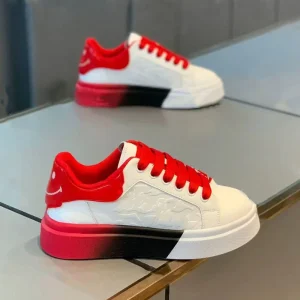 Popular Men’s Casual Shoes New White Breathable Sports Sneakers Lightweight Height-Increasing Walking Style