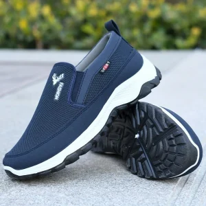 Rubber Out-sole Canvas Upper Men’s Walking Shoes for Autumn Slip On