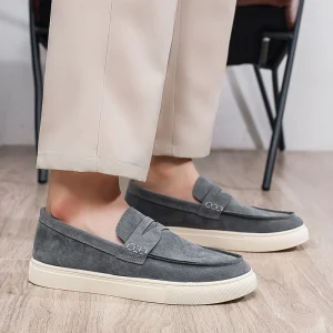 Summer New PU Men’s Board Shoes Lightweight Comfortable Breathable Slip-On Loafers Hand-Stitched Thick Sole All-Match Casual