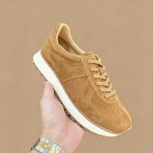 Thick-soled Genuine Leather Light Weight Breathable Walking Men’s Casual Shoes for All Seasons