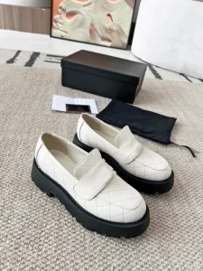 Women Luxury Designer Loafer Shoes Premium Ladies Genuine Leather Slip on Loafers Walking Shoes